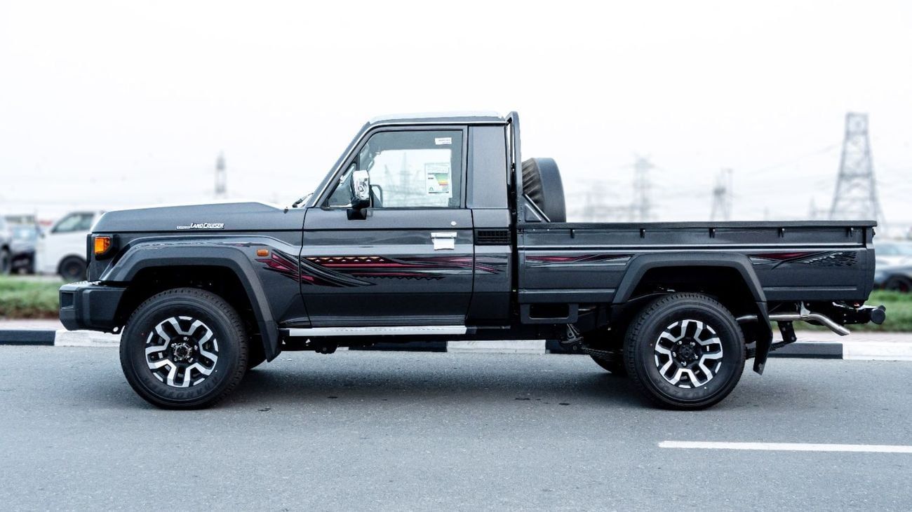 Toyota LC79 2.8L AT Diesel Full Option (Grey-Brown) 2026