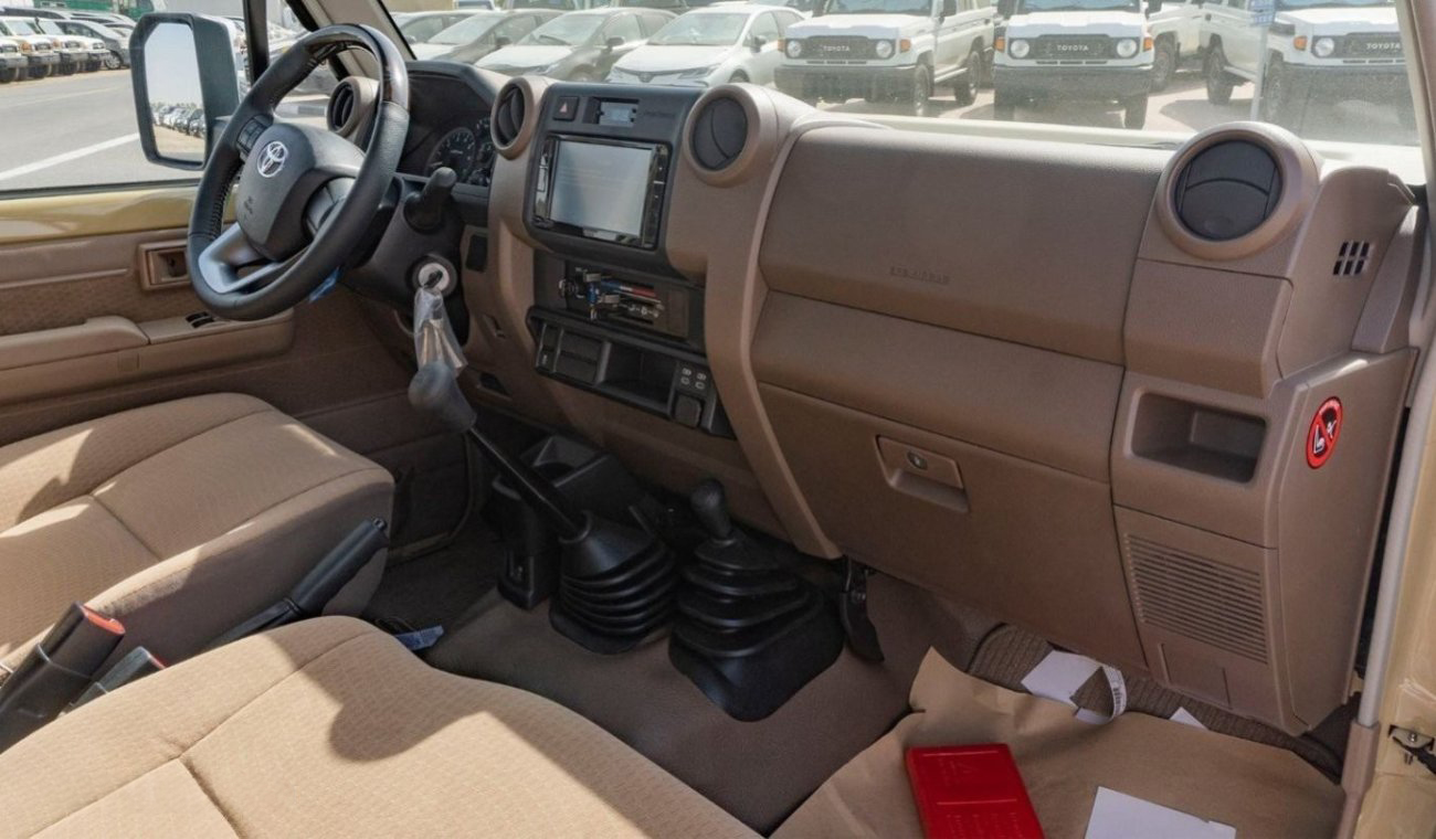 Toyota LC79 SC 4.0L petrol MT
