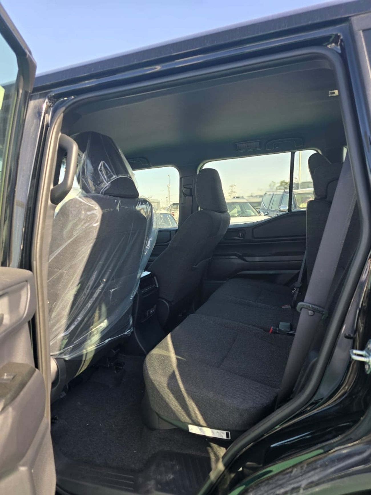 Toyota Prado 2.4 – Basic Options – 2026
