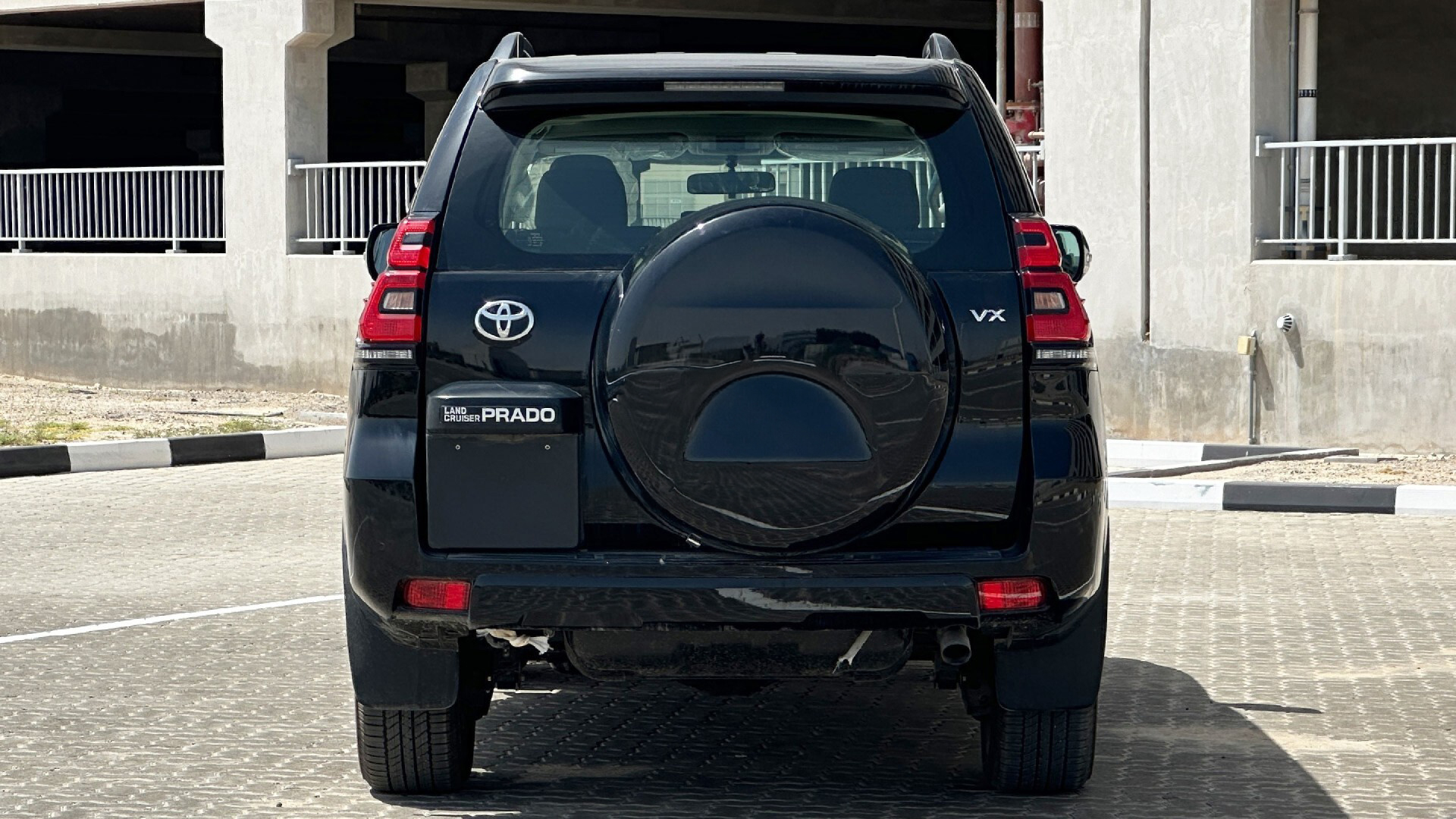 TOYOTA PRADO 2.7L MID S-UP VX AT