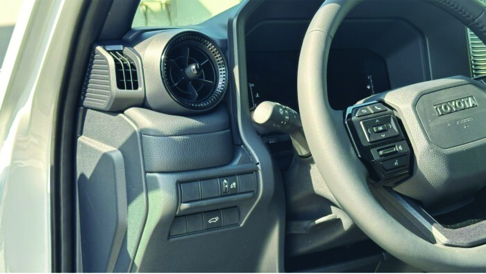 Toyota Prado 2.7L Petrol Limited 6AT