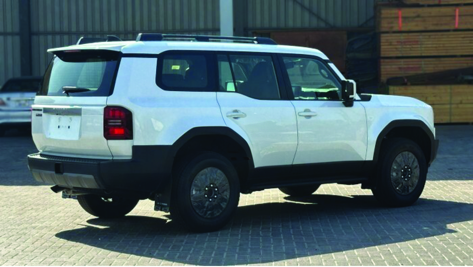 Toyota Prado 2.7L Petrol Limited 6AT