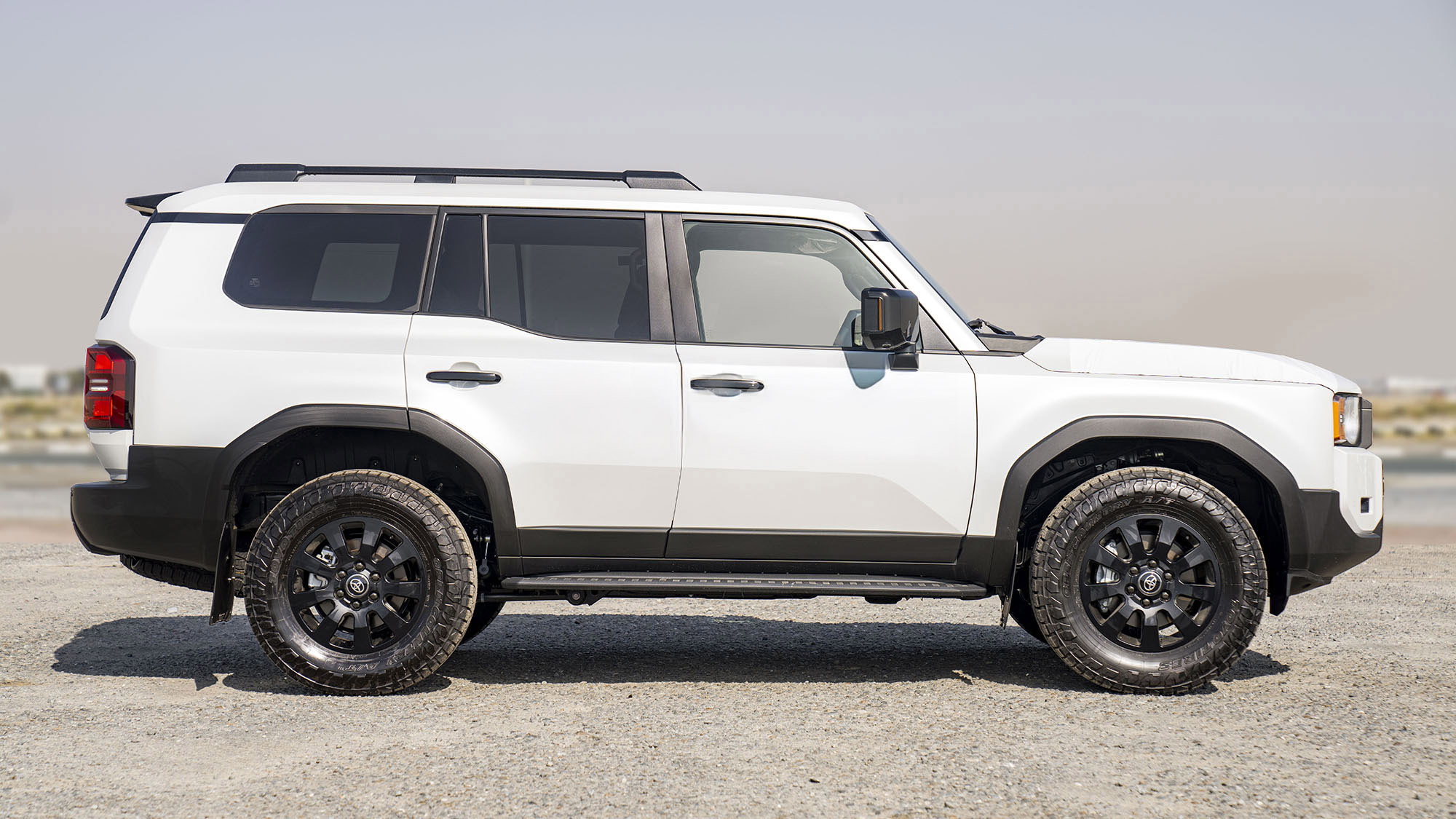 TOYOTA PRADO 250 2.4P AT FIRST EDITION _ WHITE
