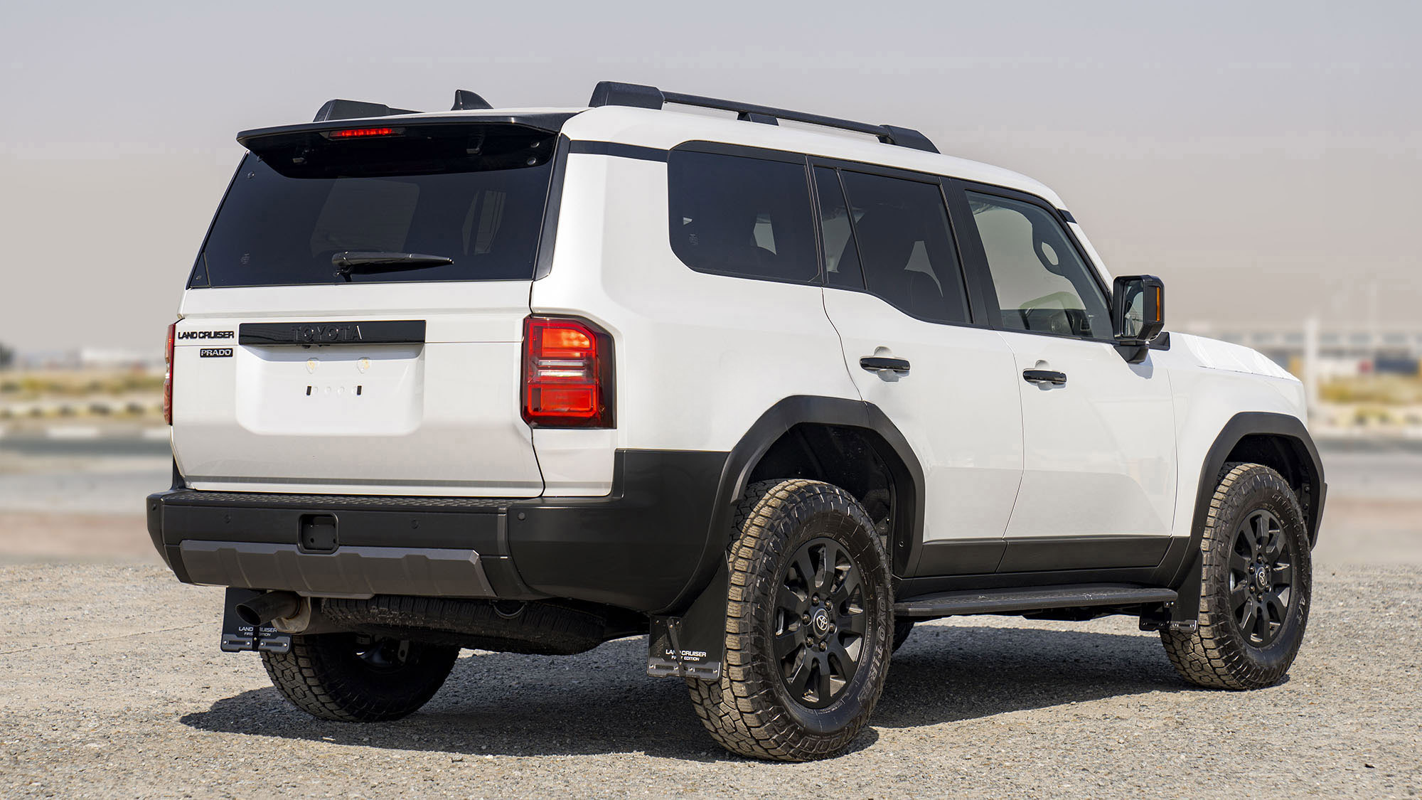 TOYOTA PRADO 250 2.4P AT FIRST EDITION _ WHITE