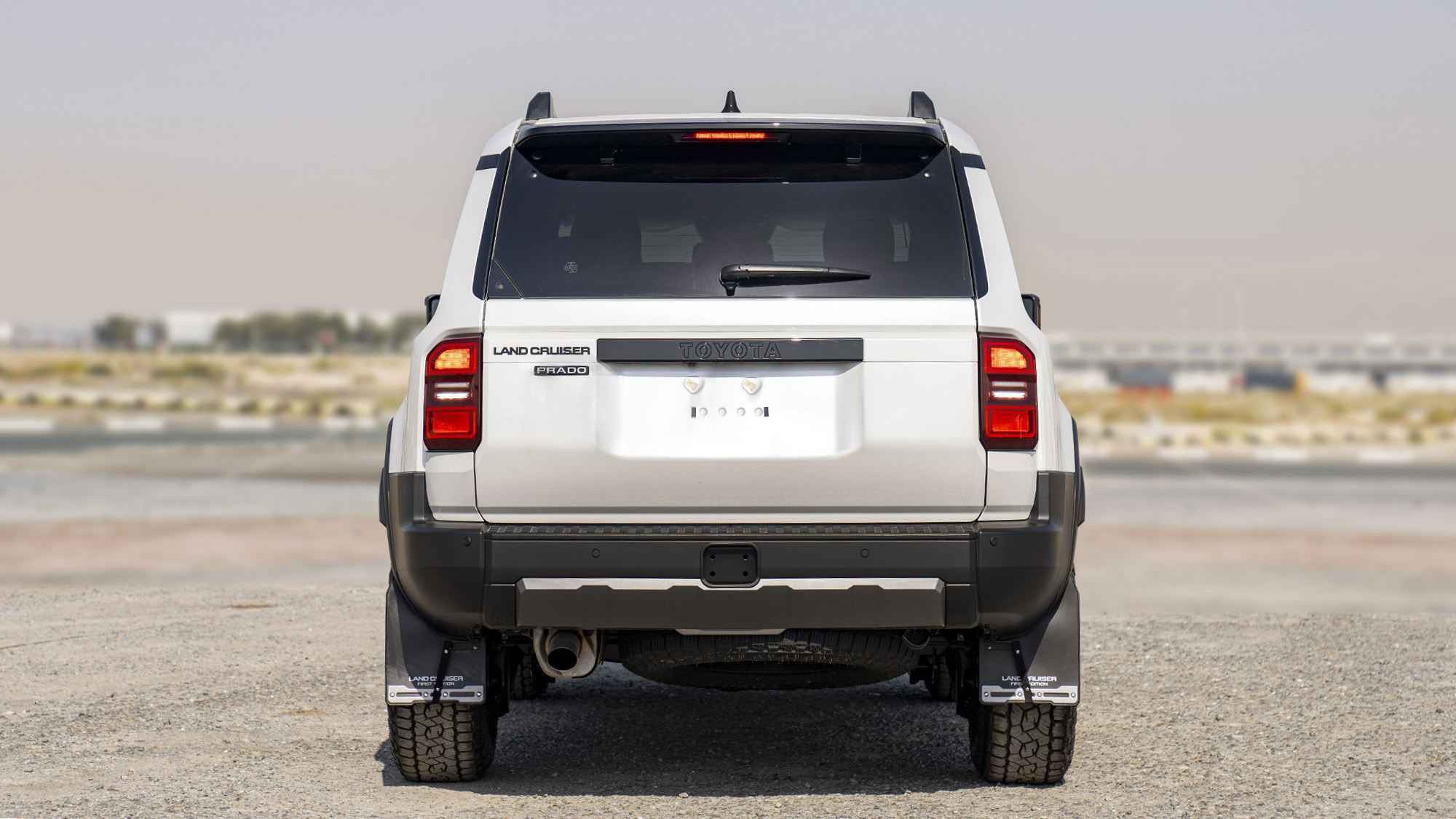 TOYOTA PRADO 250 2.4P AT FIRST EDITION _ WHITE
