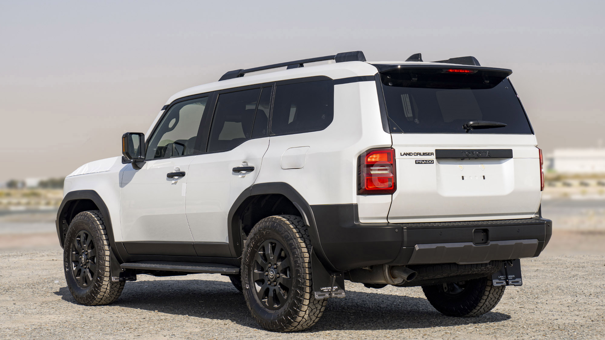 TOYOTA PRADO 250 2.4P AT FIRST EDITION _ WHITE
