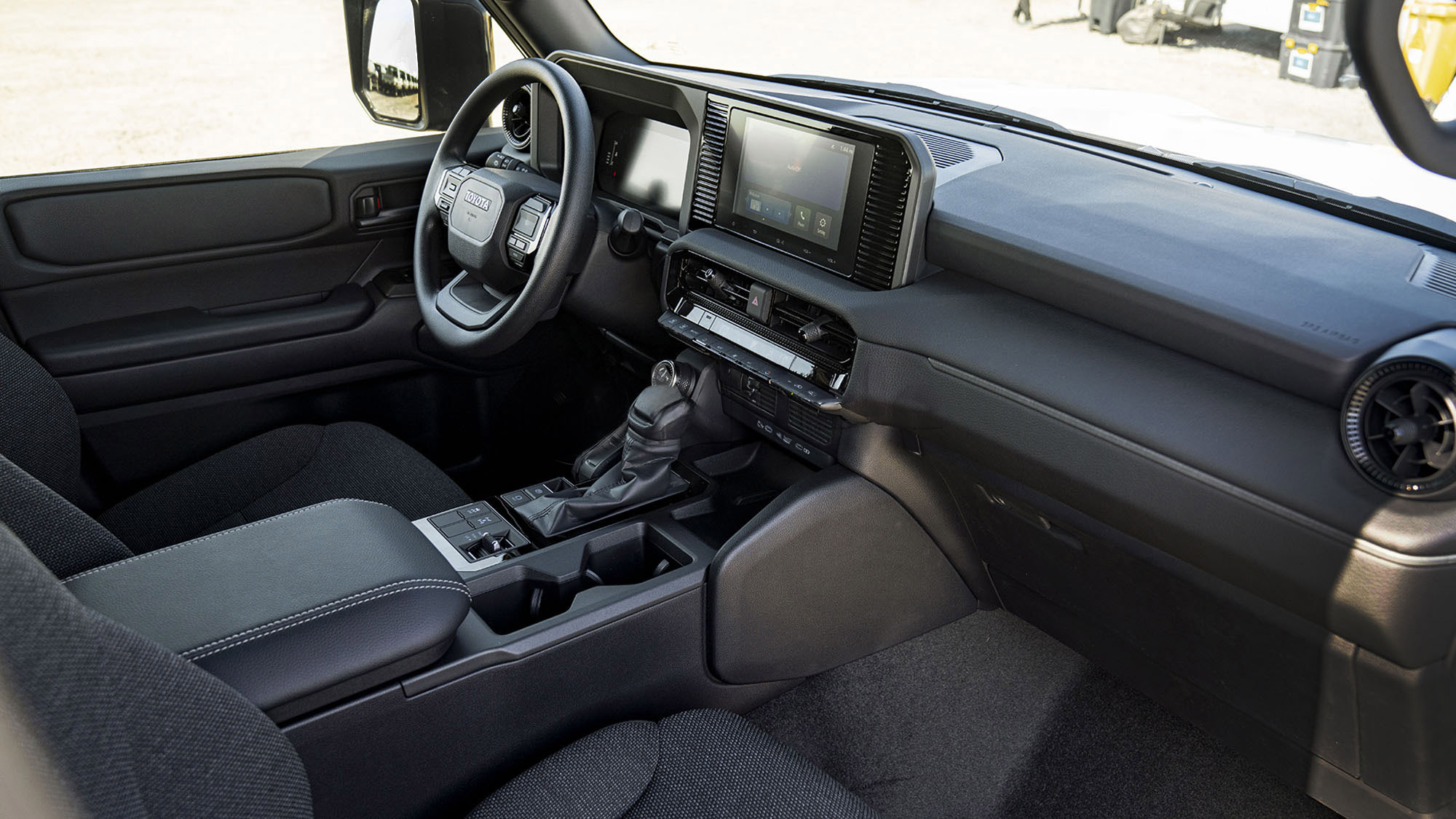 TOYOTA PRADO 250 TX 2.8D AT