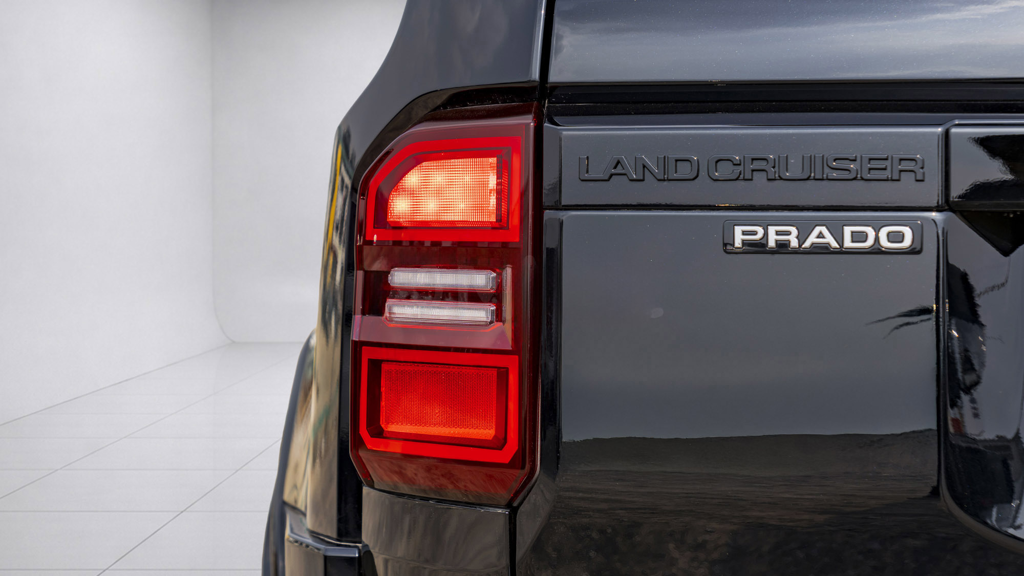 TOYOTA PRADO 250 VX PREMIUM 2.8D AT MY2026 – BLACK LPRADO2502.8D_48