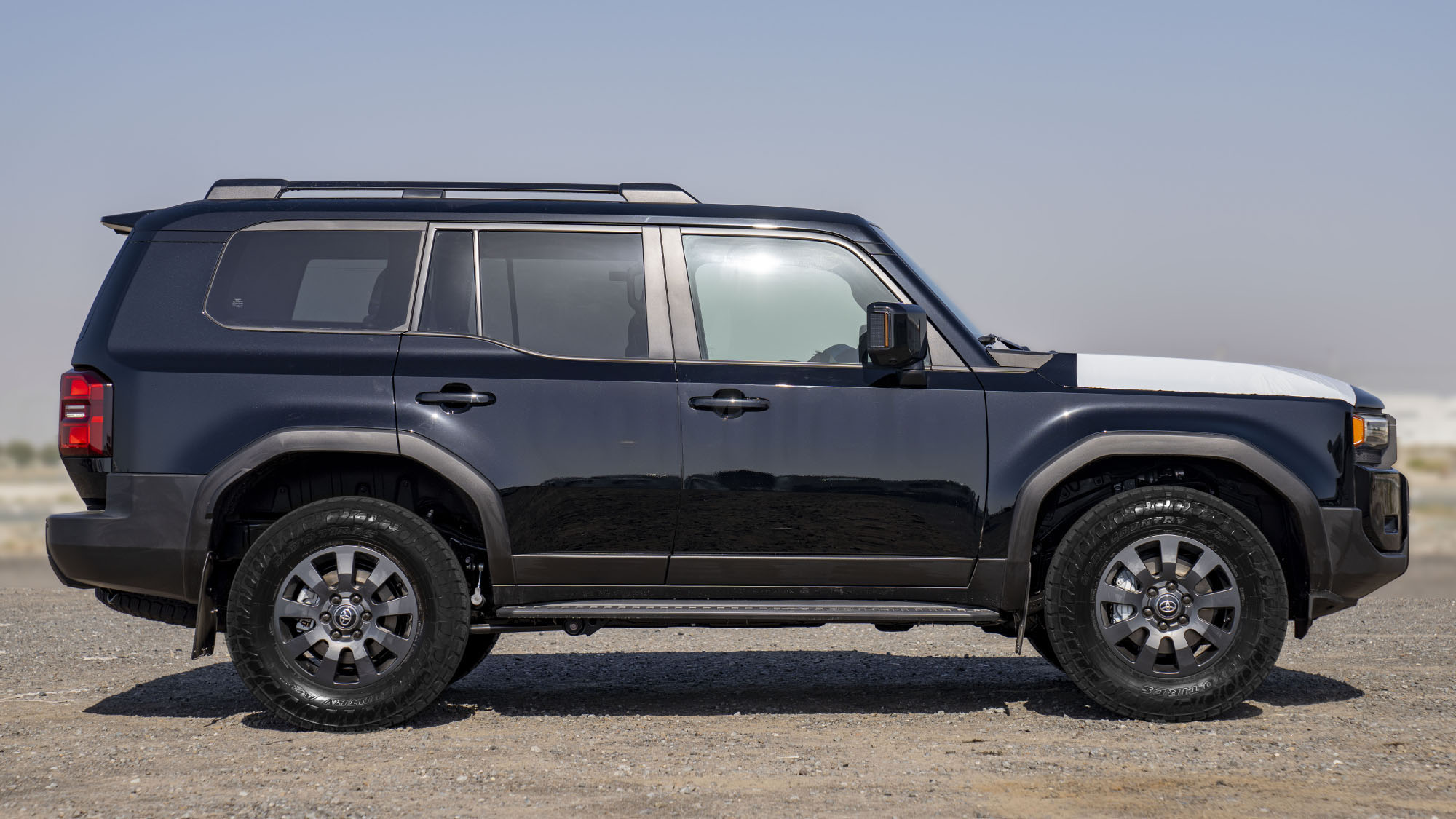 TOYOTA PRADO 250 WX ADVENTURE 2.8D AT _ BLACK