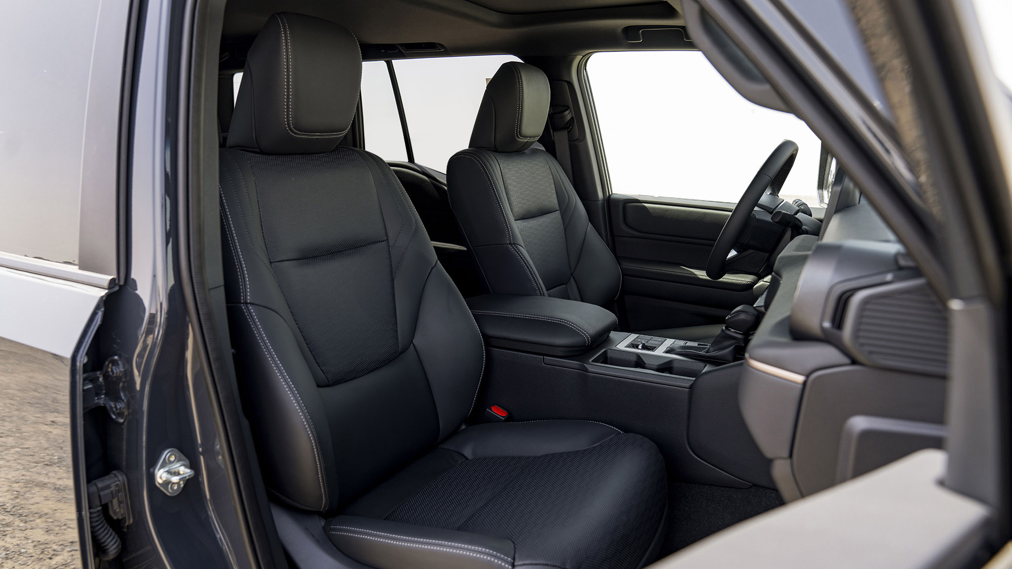 TOYOTA PRADO 250 WX+ LUXURY 2.8D AT_ GRAY