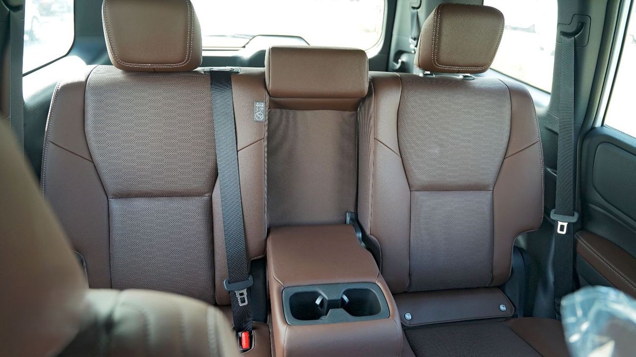Toyota Prado Adventure 2.4L - Full Option  2026 _ WHITE