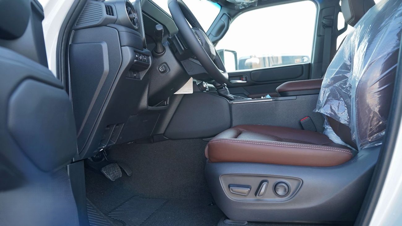 Toyota Prado Adventure 2.4L - Full Option  2026 _ WHITE