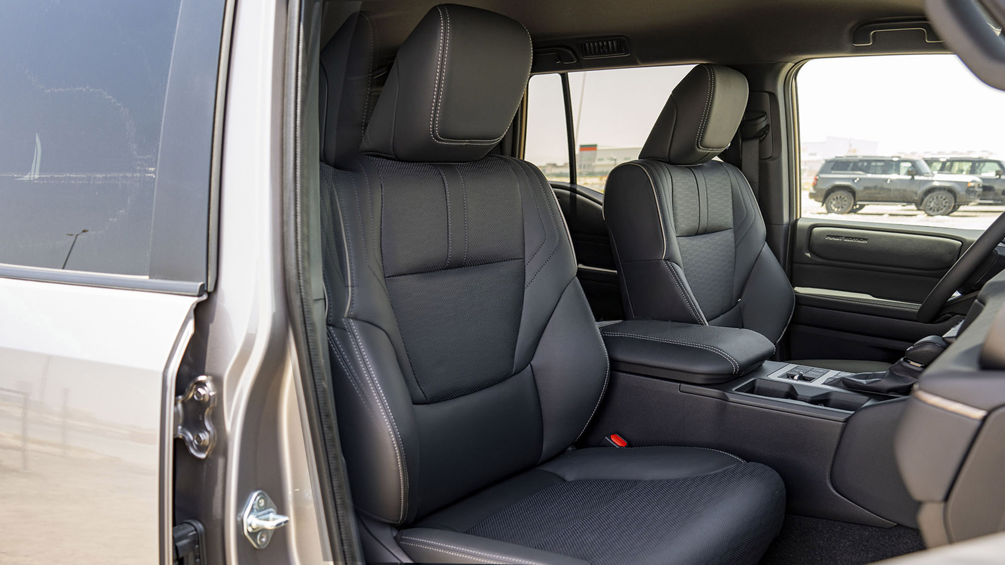 TOYOTA PRADO FIRST EDITIONS 2.4