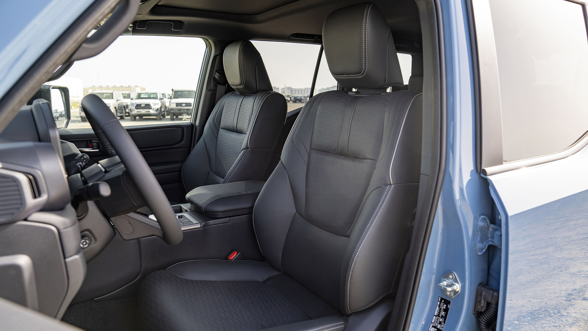 TOYOTA PRADO FIRST EDITIONS 2.8 D