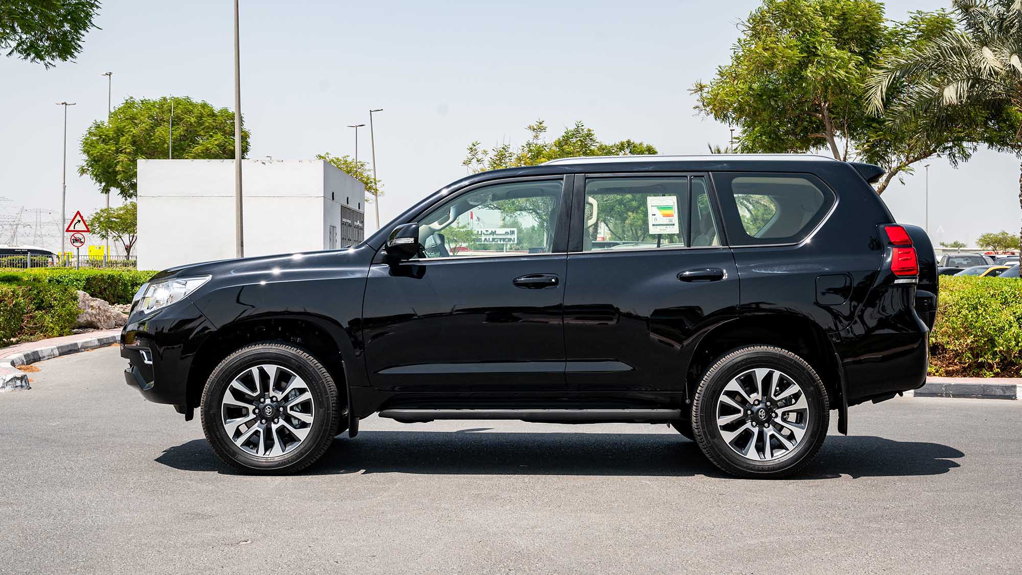  TOYOTA PRADO GXR 4.0P AT _ BLACK