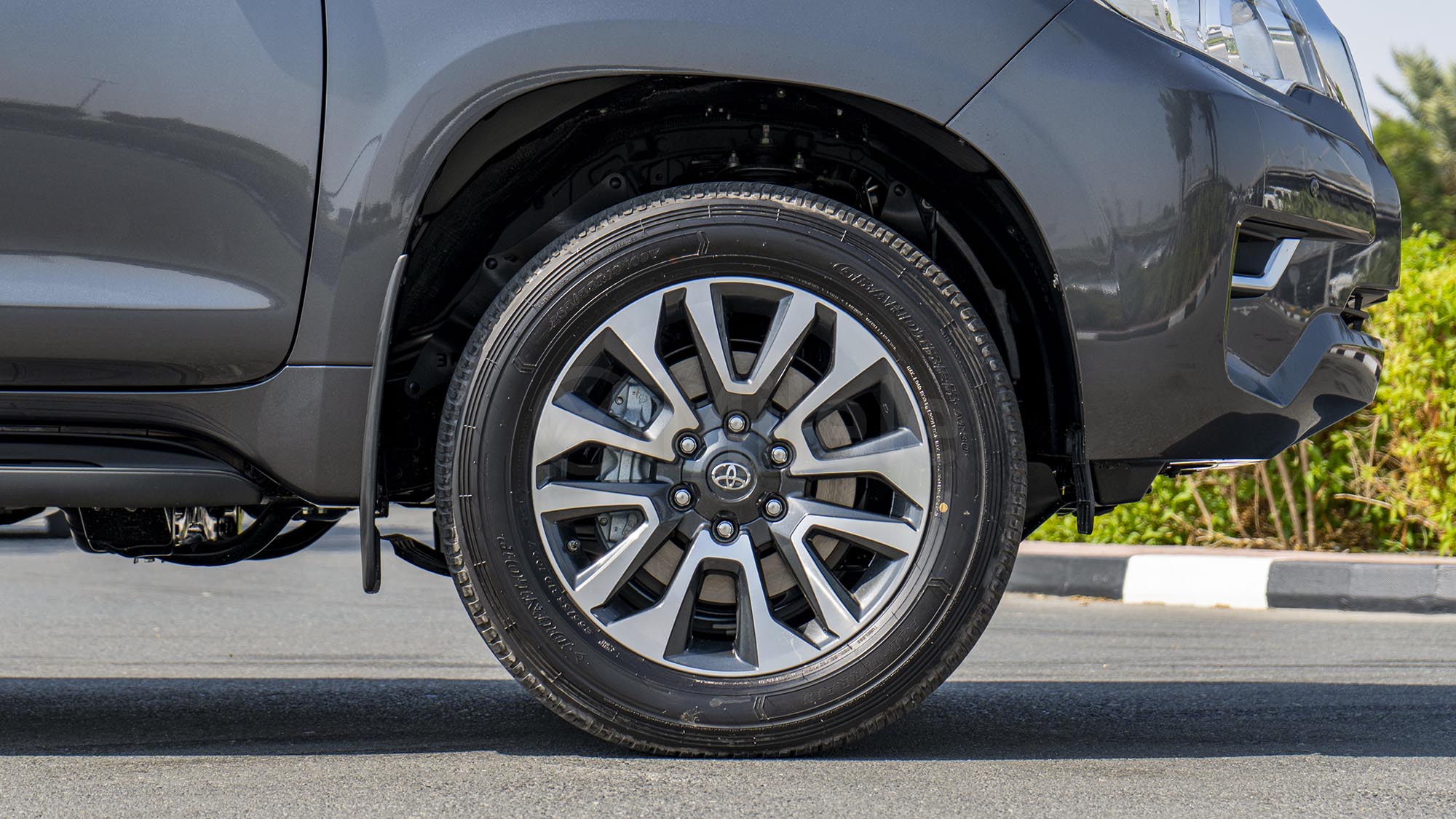 TOYOTA PRADO GXR 4.0P AT _ GRAY