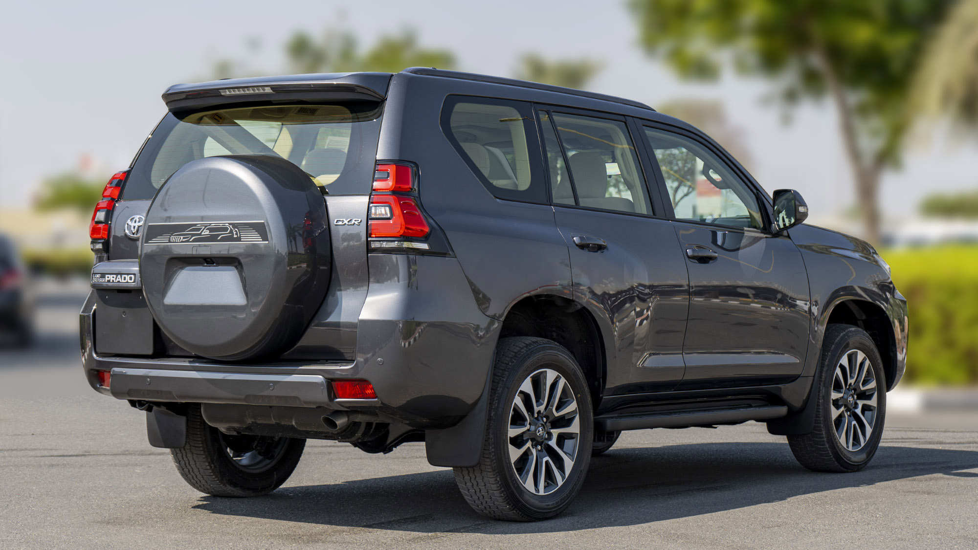 TOYOTA PRADO GXR 4.0P AT _ GRAY