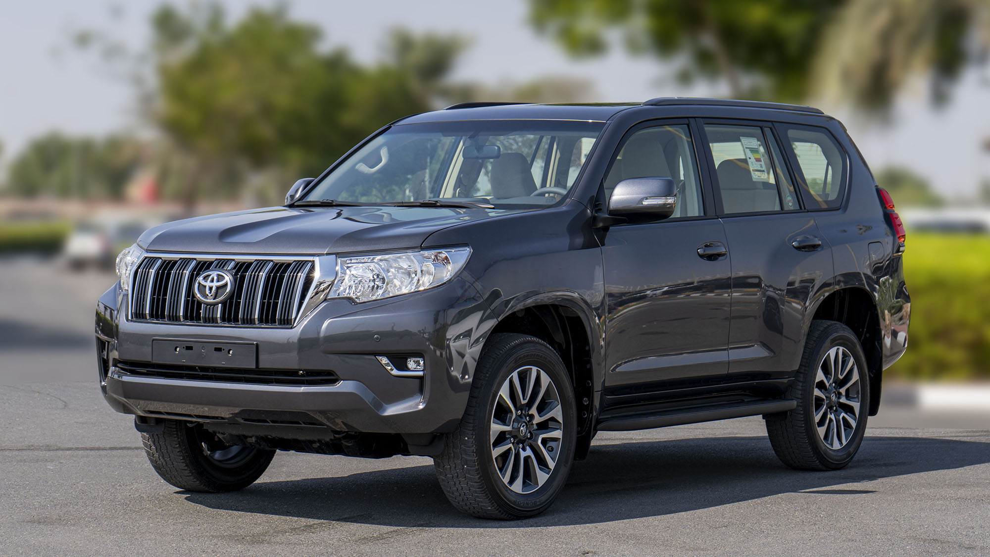 TOYOTA PRADO GXR 4.0P AT _ GRAY