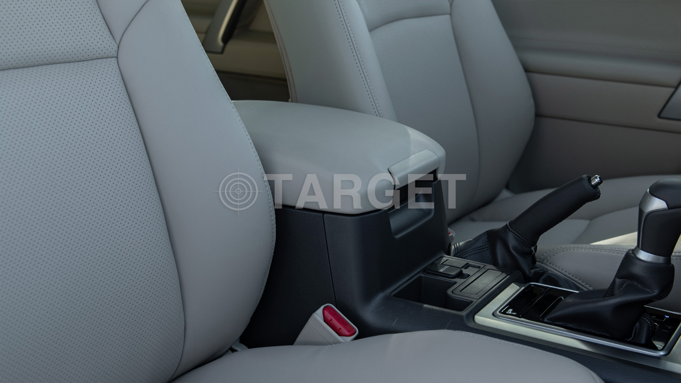TOYOTA PRADO GXR 4.0P AT _ WHITE
