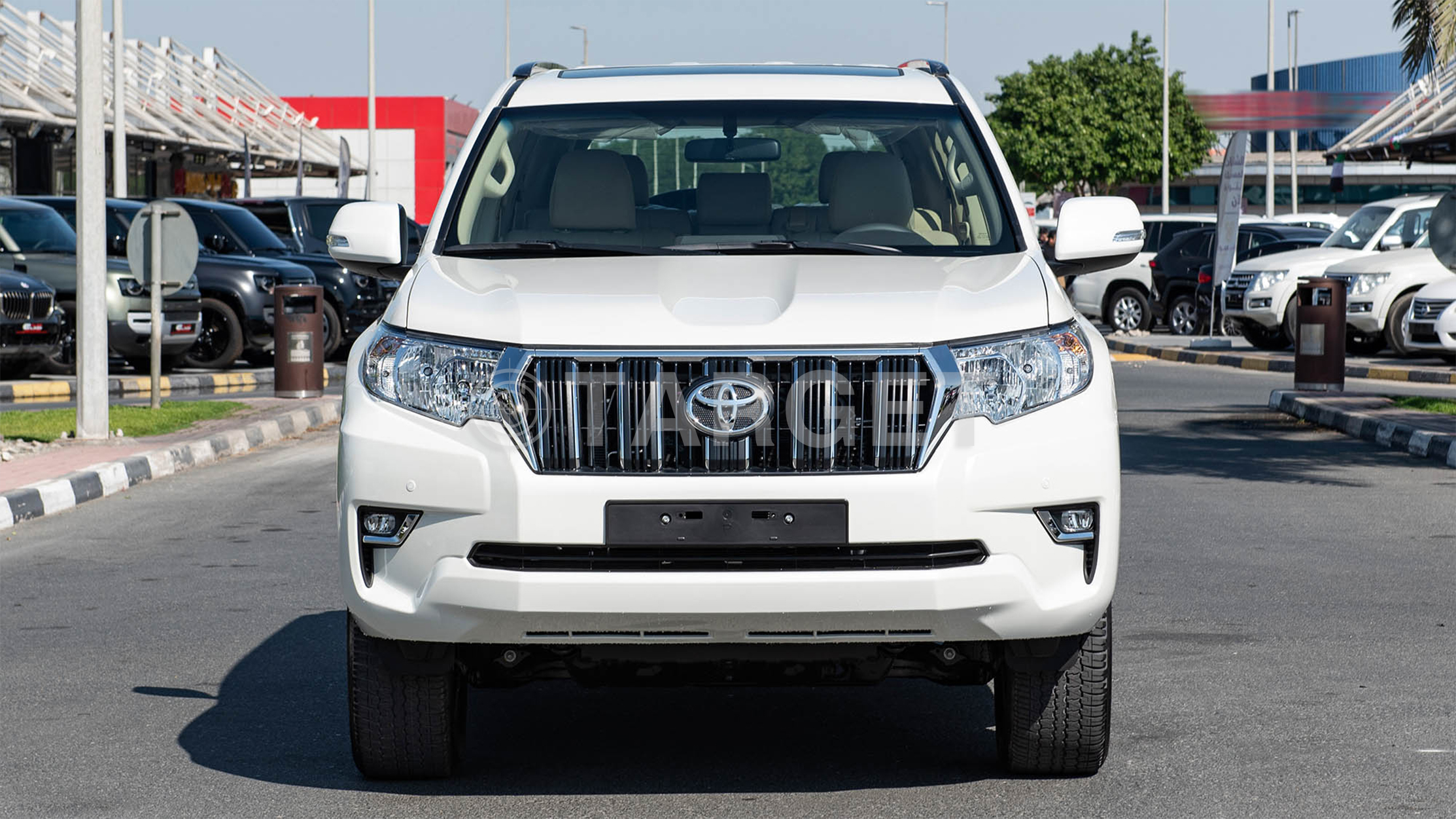 TOYOTA PRADO GXR 4.0P AT _ WHITE