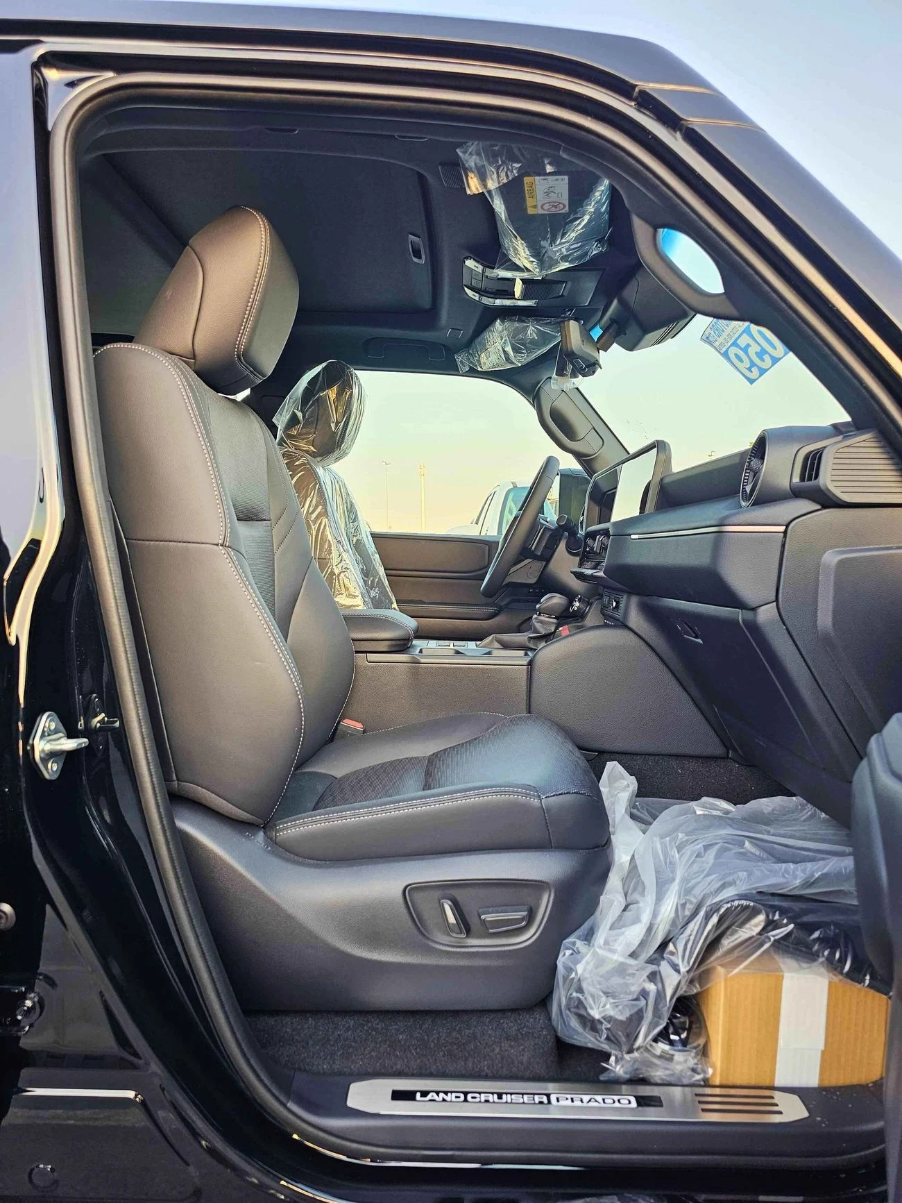 Toyota Prado PLATINUM | 2.8L V4 DIESEL