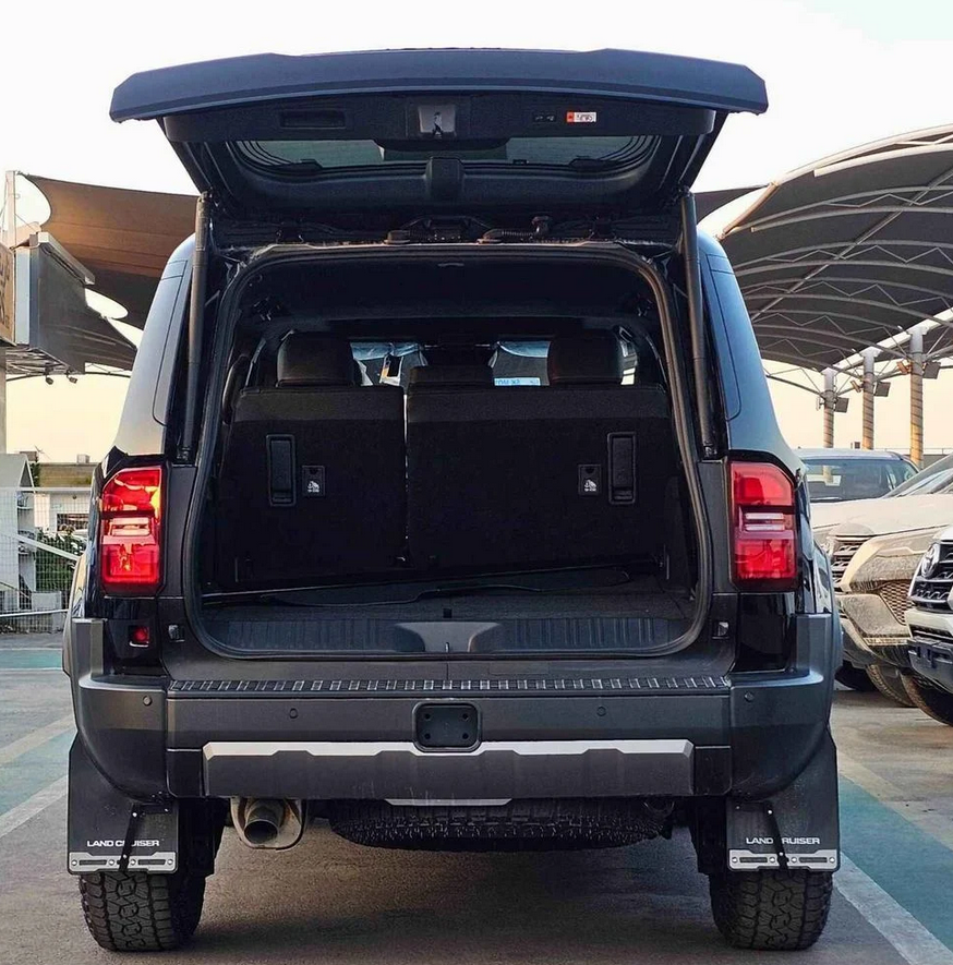 Toyota Prado PLATINUM | 2.8L V4 DIESEL