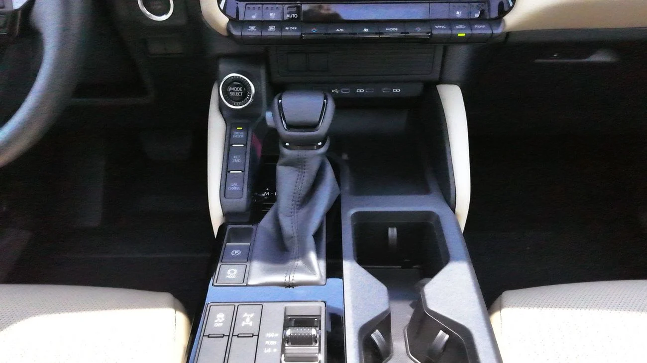 Toyota Prado Prado 2.4L turbo 2026