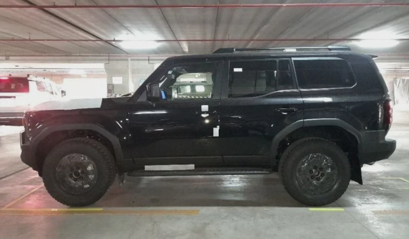 Toyota Prado PRADO ADVENTURE 2.4L TURBO PETROL V4