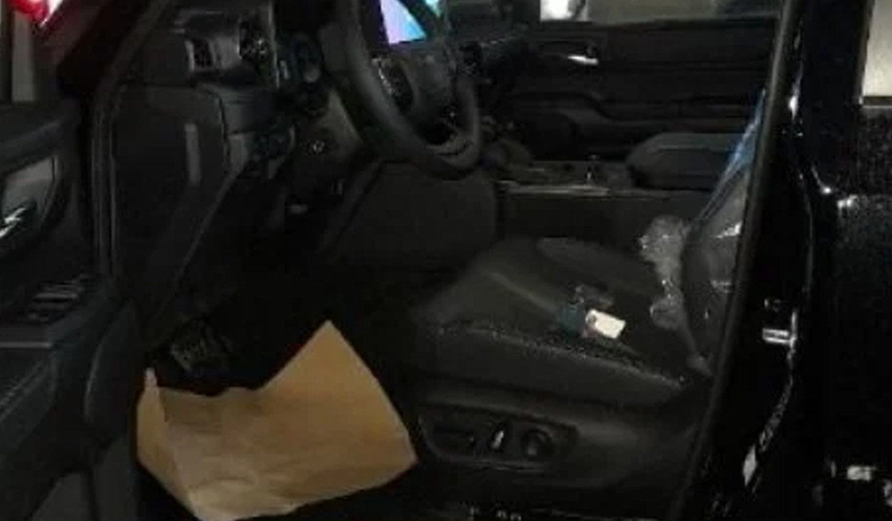 Toyota Prado PRADO ADVENTURE 2.4L TURBO PETROL V4