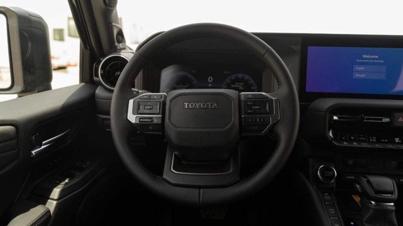 TOYOTA PRADO  PREMIUM 2.4