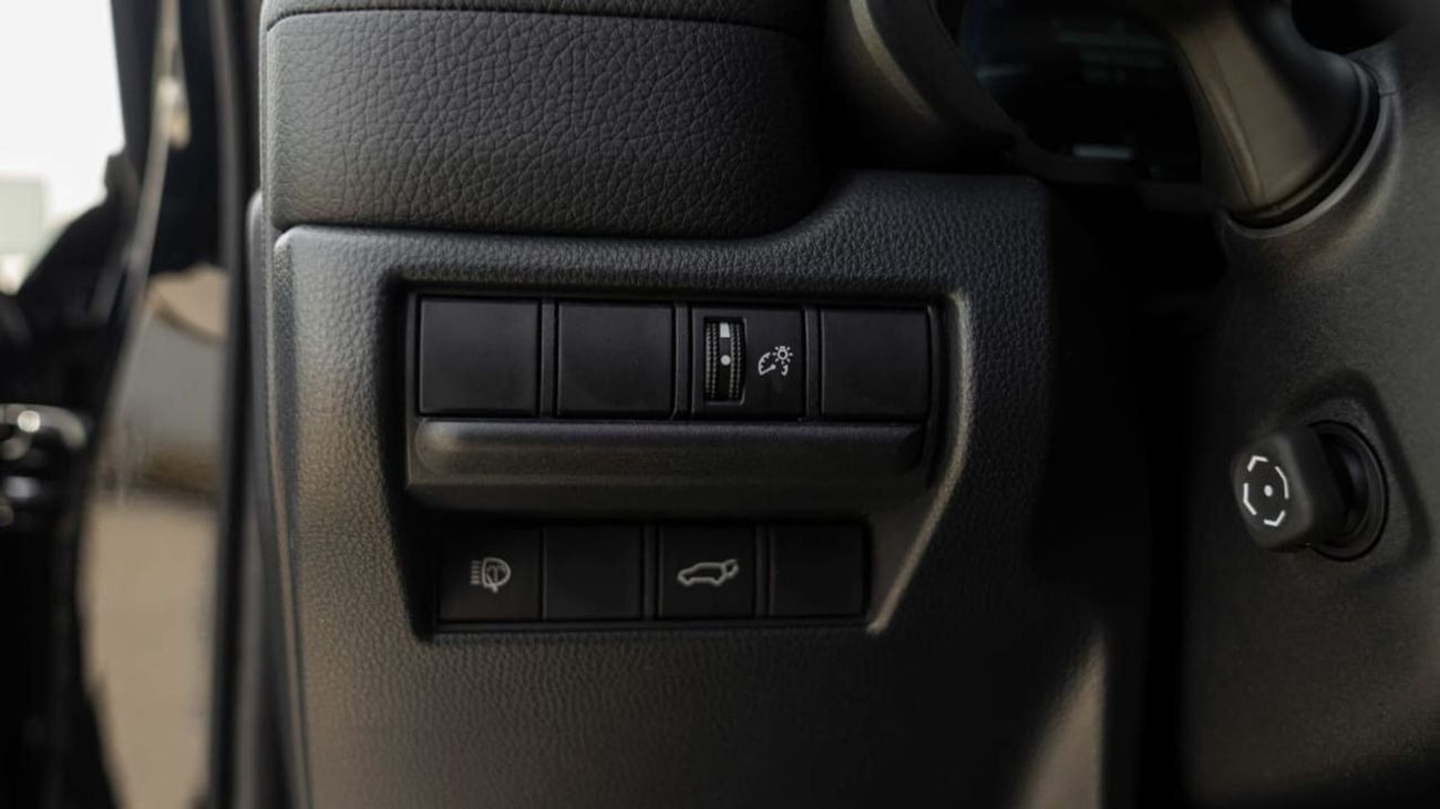 TOYOTA PRADO  PREMIUM 2.4