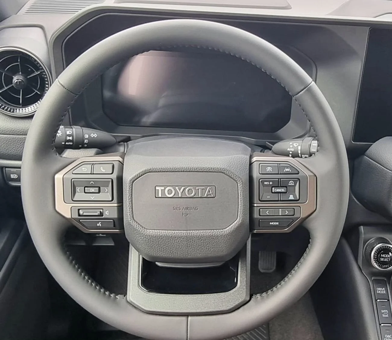 Toyota Prado TOYOTA PRADO 2.8L LUXURY EDITION MY 2026
