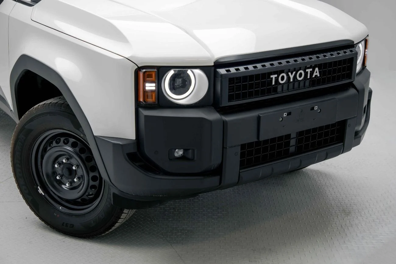 Toyota Prado Urban E 2.4L - Super White Inside Black