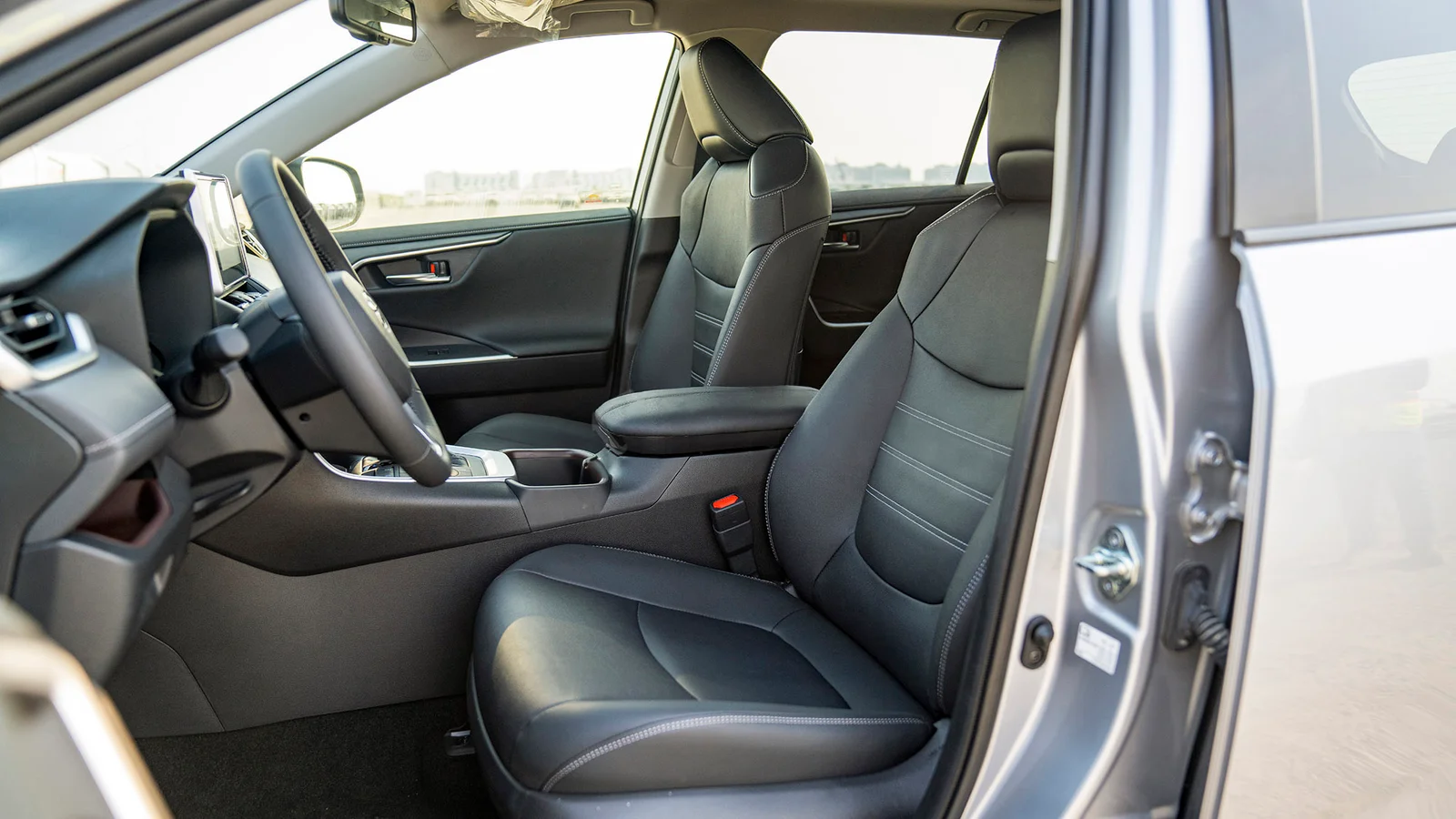 TOYOTA RAV4 2.0P AT 4X4 MY2025 – SILVER