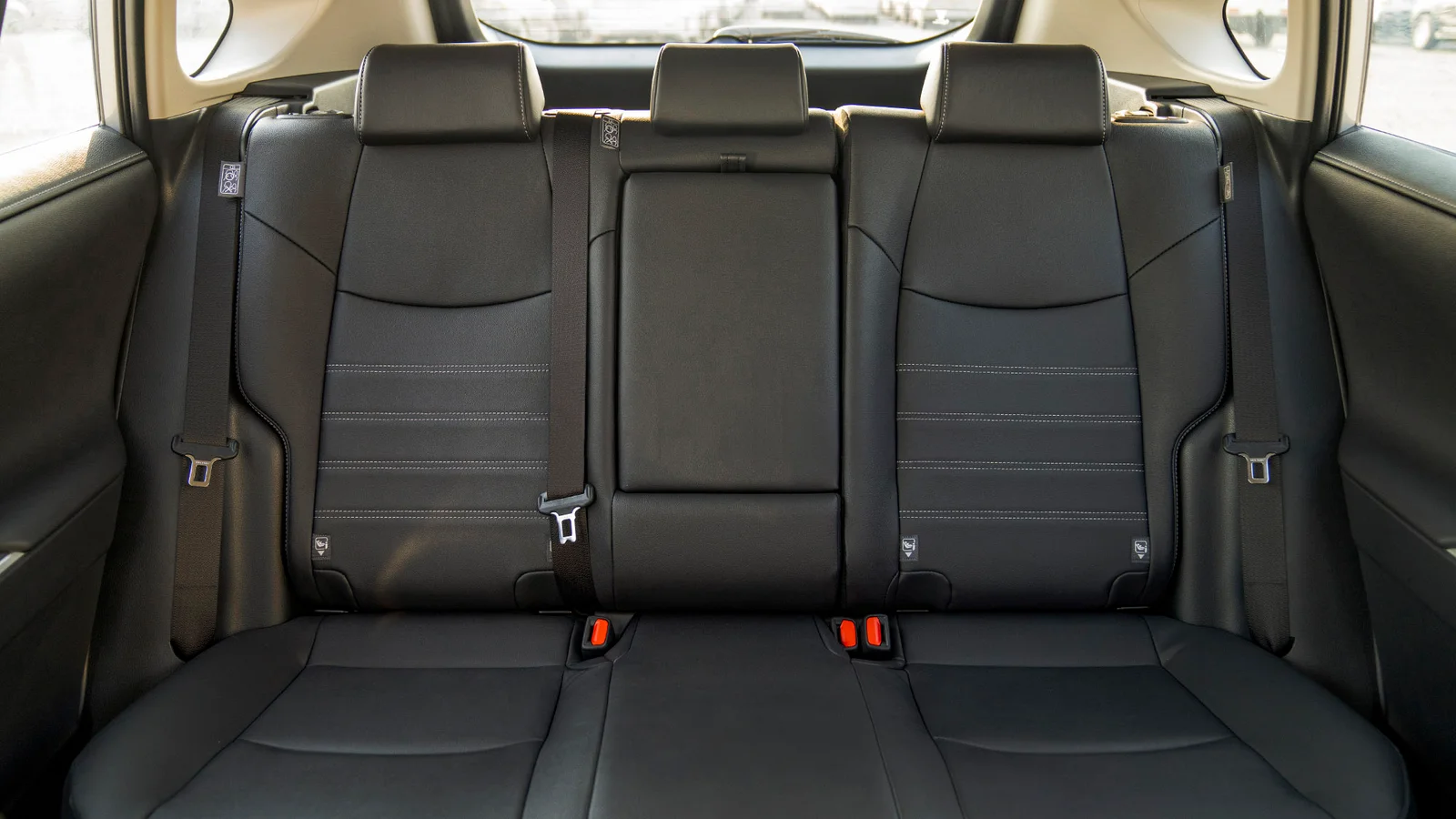 TOYOTA RAV4 2.0P AT 4X4 MY2025 – SILVER