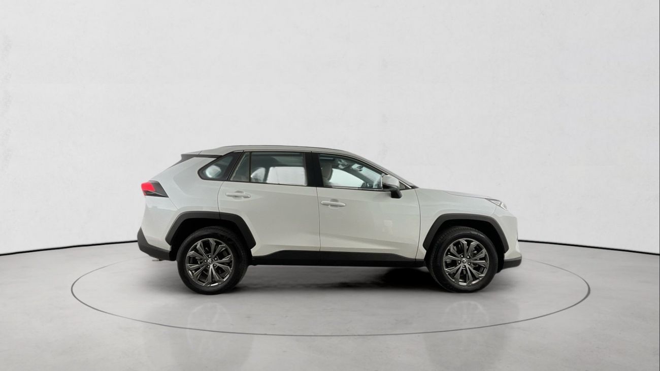 Toyota RAV4 2.5 VX 2026 _ WHITE