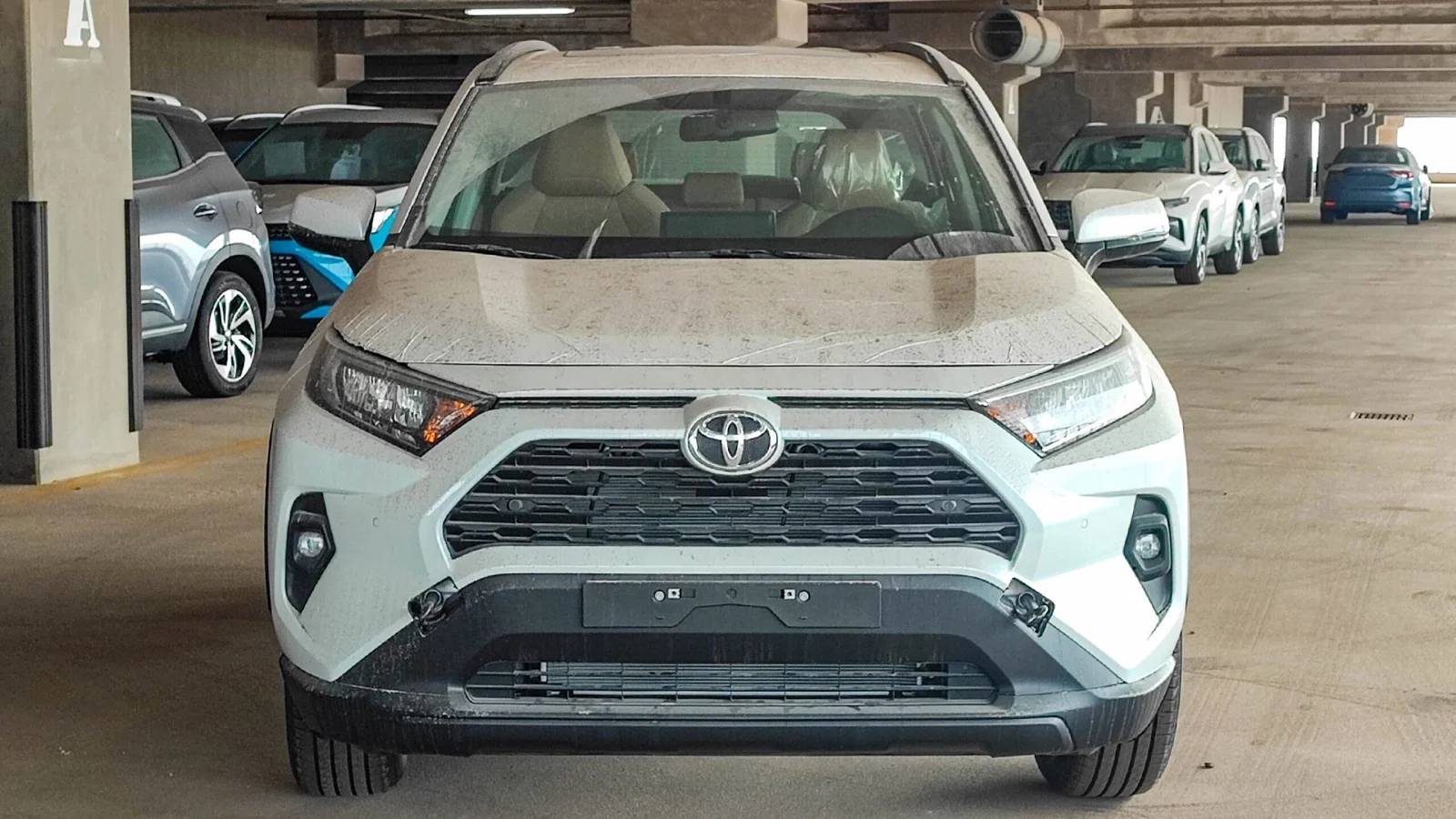 Toyota RAV4 2.5L AWD XLE – G AT