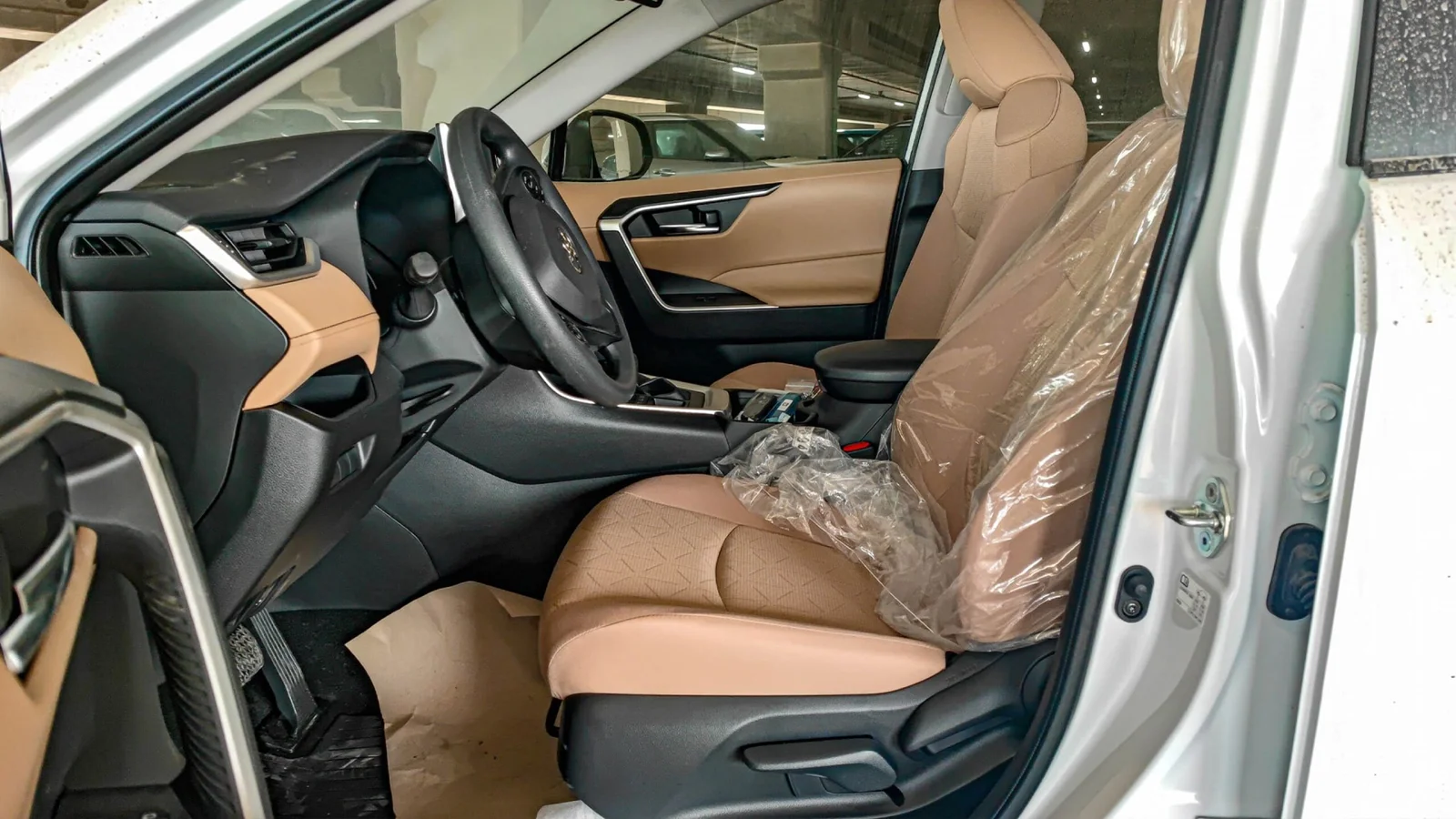 Toyota RAV4 2.5L AWD XLE – G AT