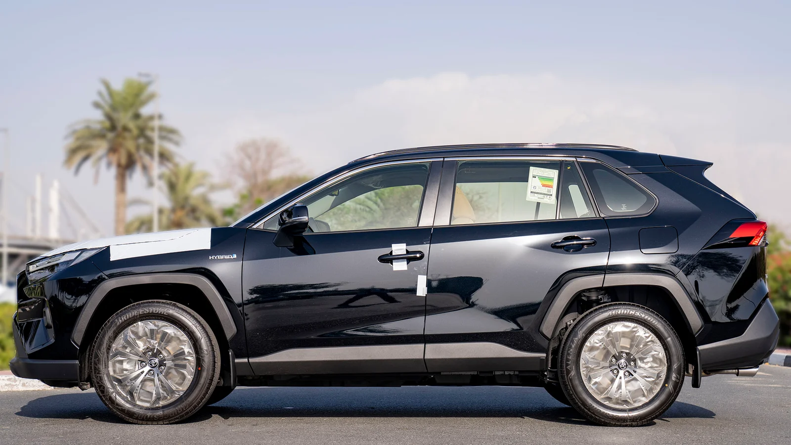 TOYOTA RAV4 2.5P HEV AT AWD MY2025 – BLACK