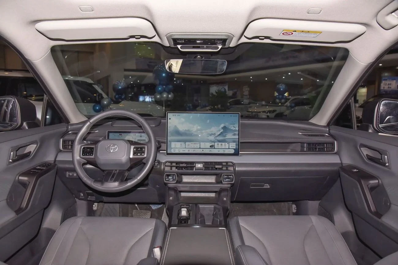 Toyota RAV4 4WD 2.5L HEV FLAGSHIP 2026