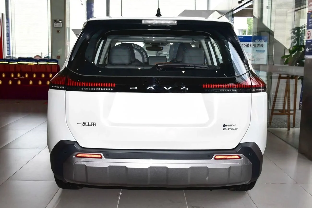 Toyota RAV4 4WD 2.5L HEV FLAGSHIP 2026