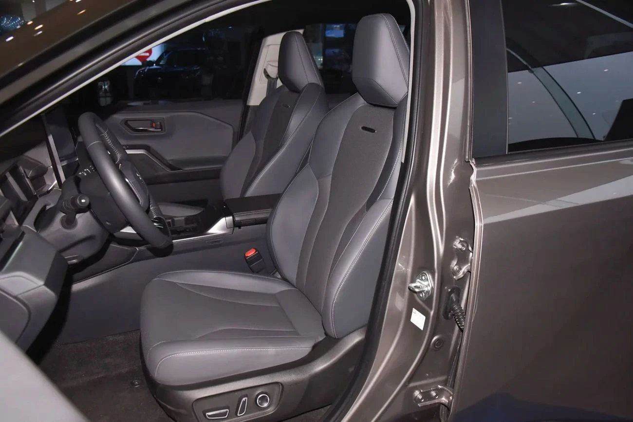Toyota RAV4 4WD 2.5L HEV FLAGSHIP 2026