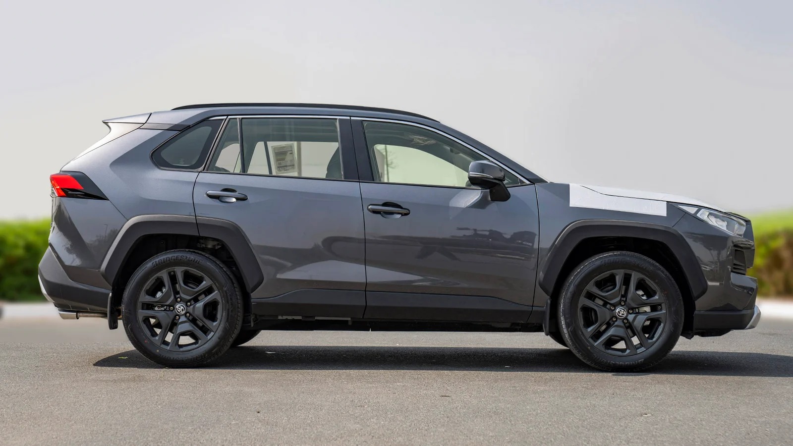 TOYOTA RAV4 ADVENTURE 2.5P AT MY2025– GREY