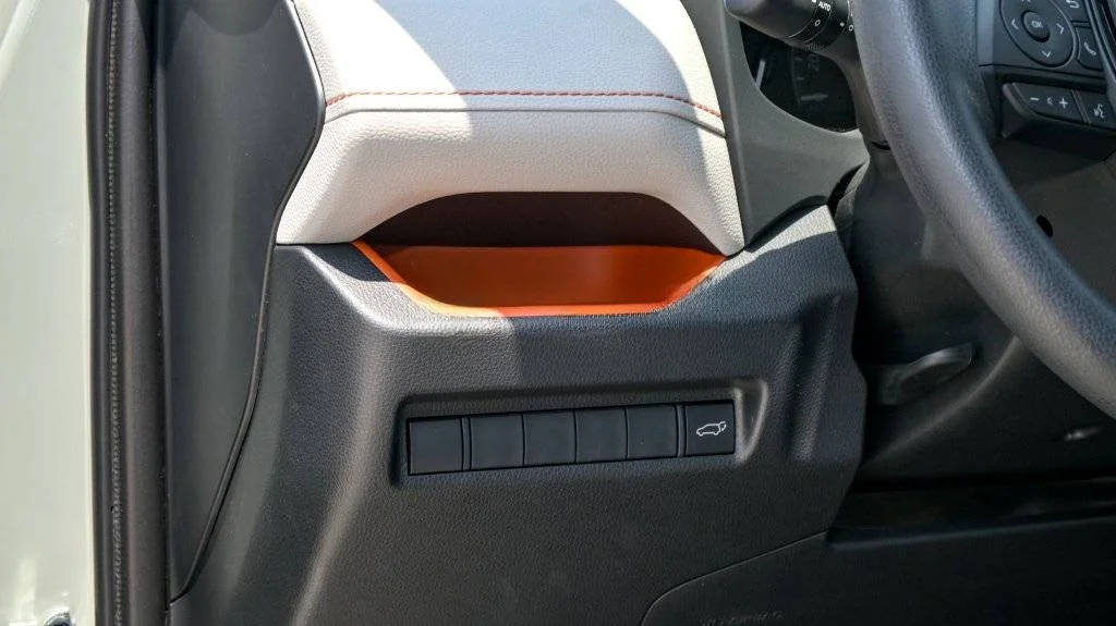 TOYOTA RAV4 ADVENTURE-V AWD 2.5L