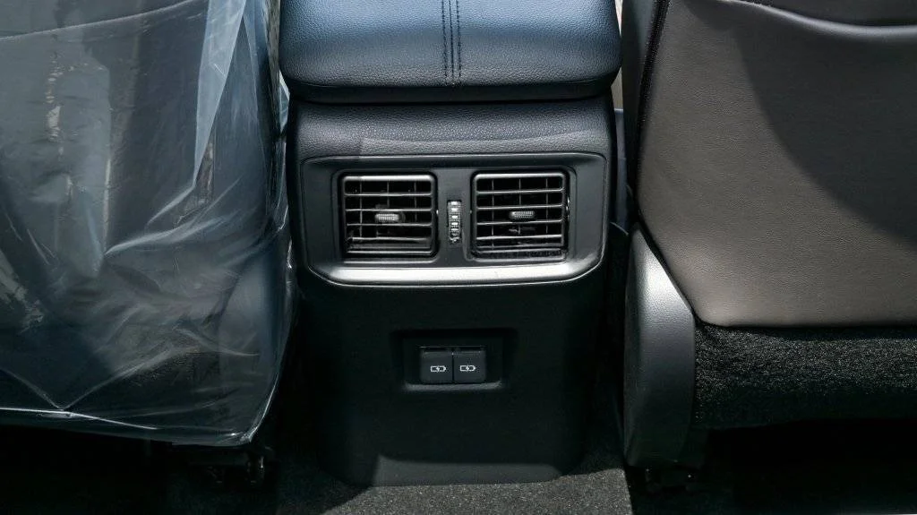 TOYOTA RAV4 ADVENTURE-V AWD 2.5L