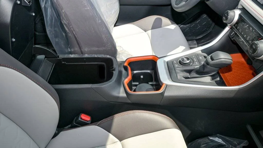 TOYOTA RAV4 ADVENTURE-V AWD 2.5L