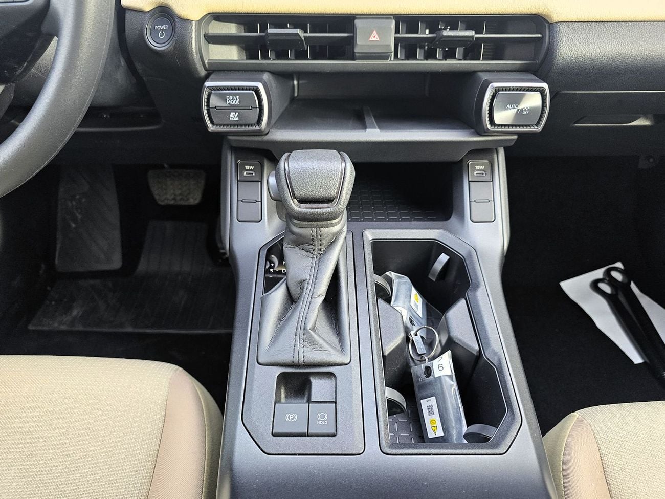 TOYOTA RAV4 Hybrid 2.5L AT FWD SUV 2026