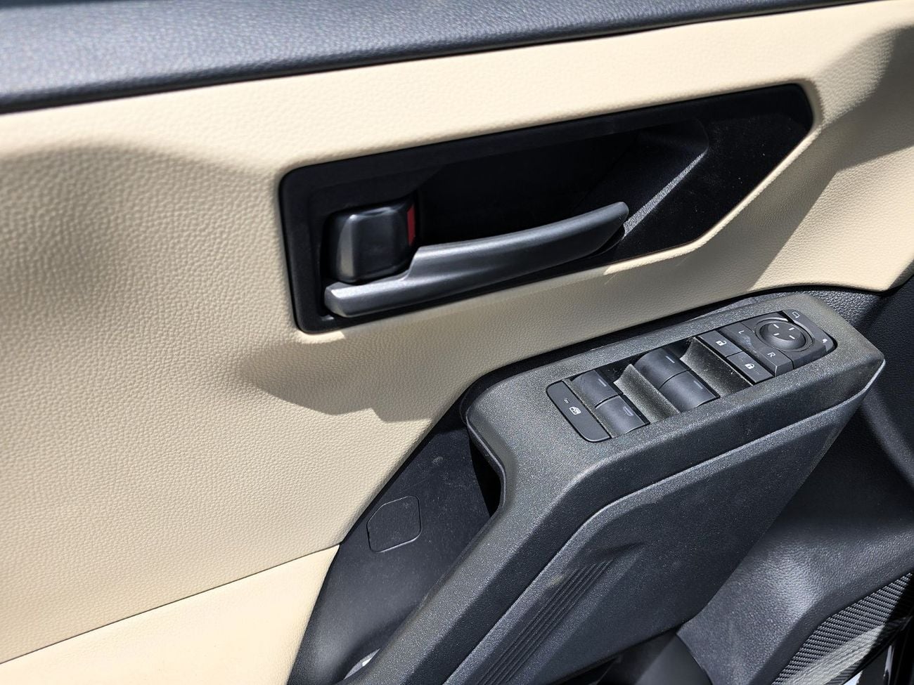 TOYOTA RAV4 Hybrid 2.5L AT FWD SUV 2026