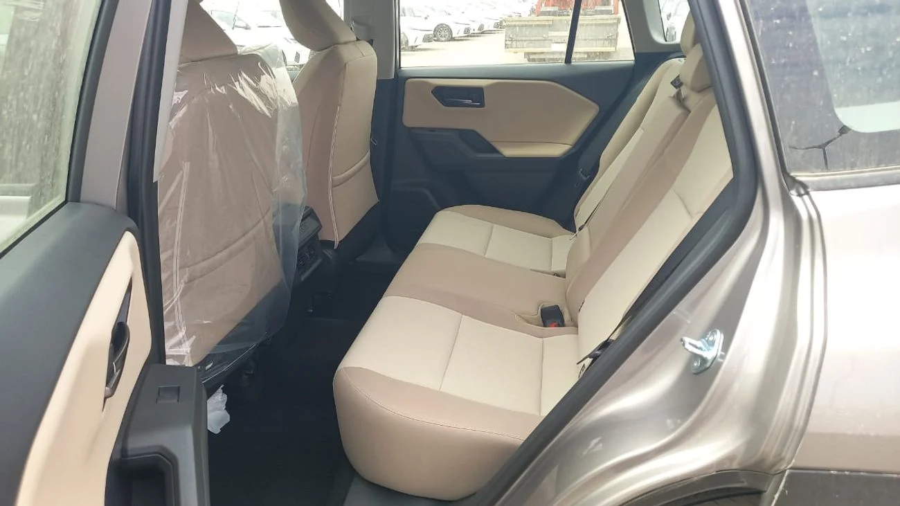 Toyota RAV4 XLE 2.0L , 4X4 ALLOY WHEELS