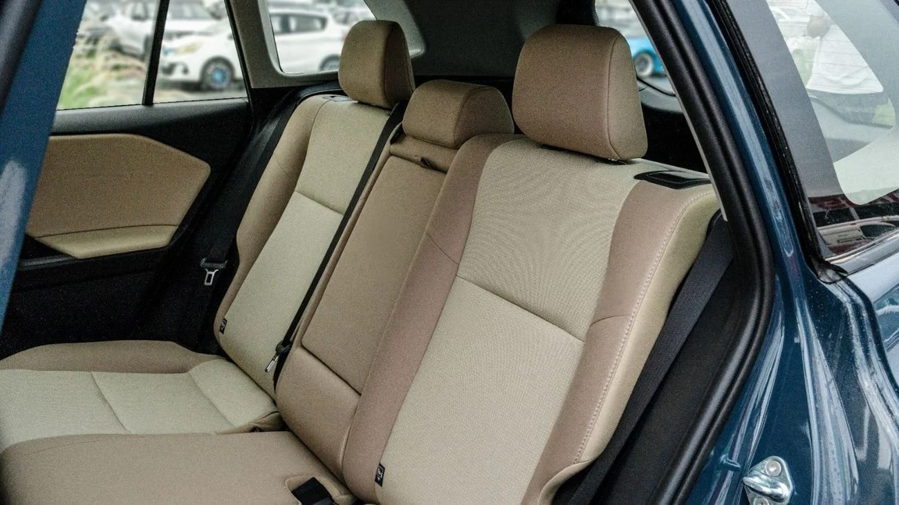 Toyota Rav4 XLE 4x4 2.0L AT Petrol AWD (Blue-Beige)